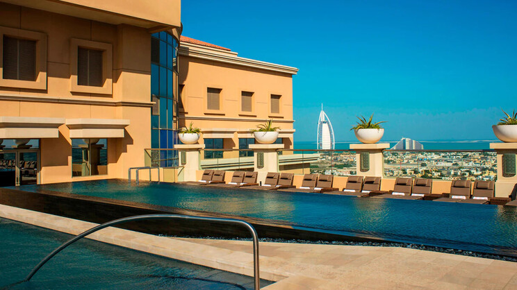 Sheraton Mall of the Emirates Hotel, Dubai